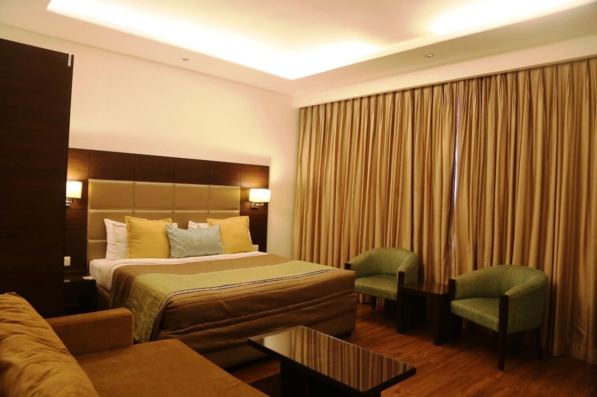Africa Avenue Gk - 1 Hotel New Delhi Exterior photo