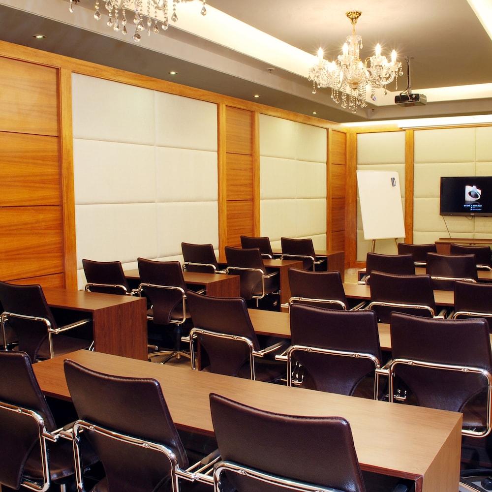 Africa Avenue Gk - 1 Hotel New Delhi Exterior photo