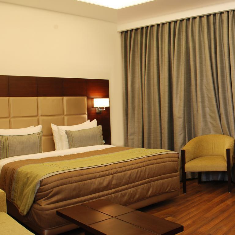 Africa Avenue Gk - 1 Hotel New Delhi Exterior photo